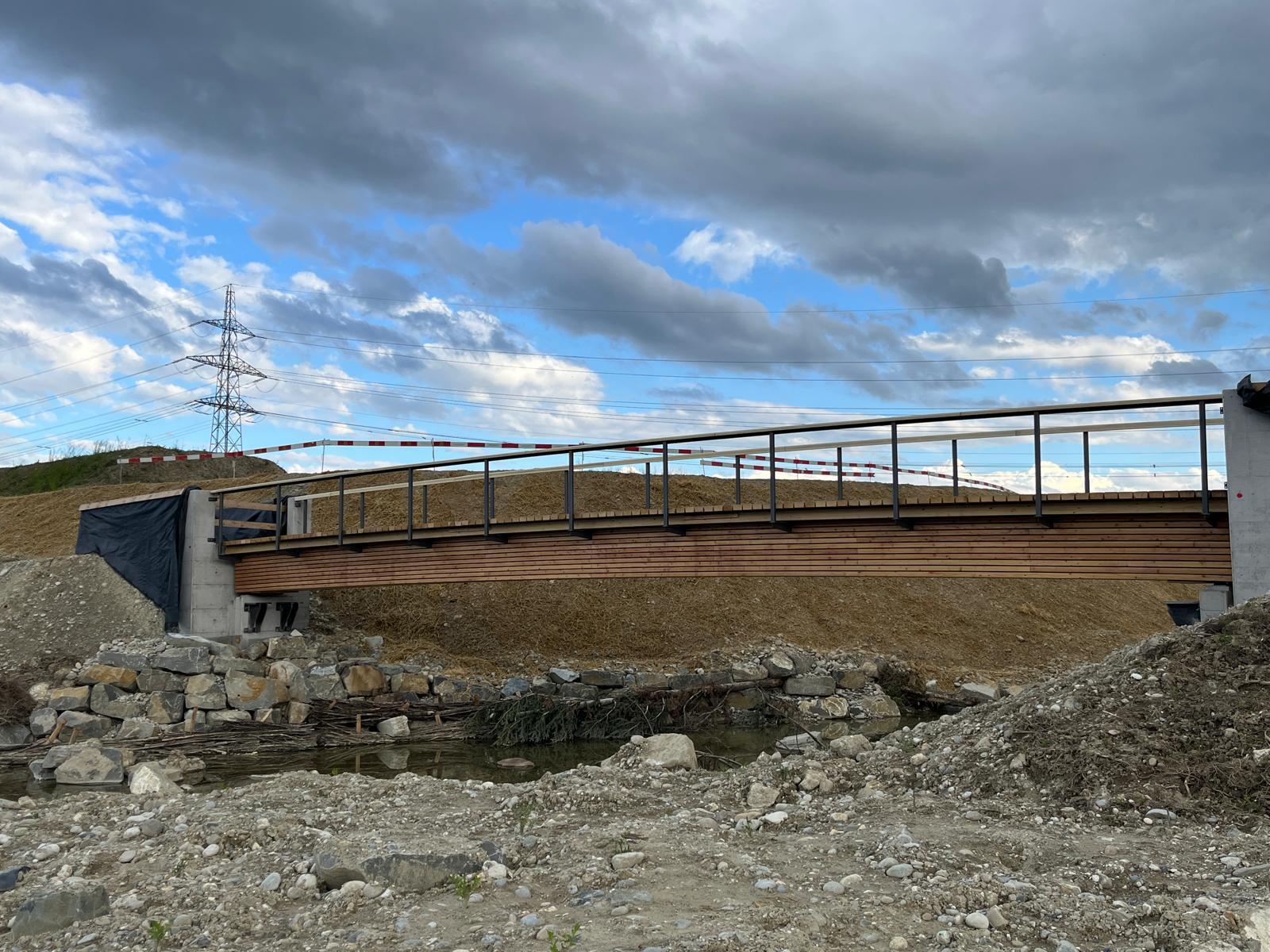 Fussg&auml;ngerbr&uuml;cke Deitingen - Holzbau Burn AG