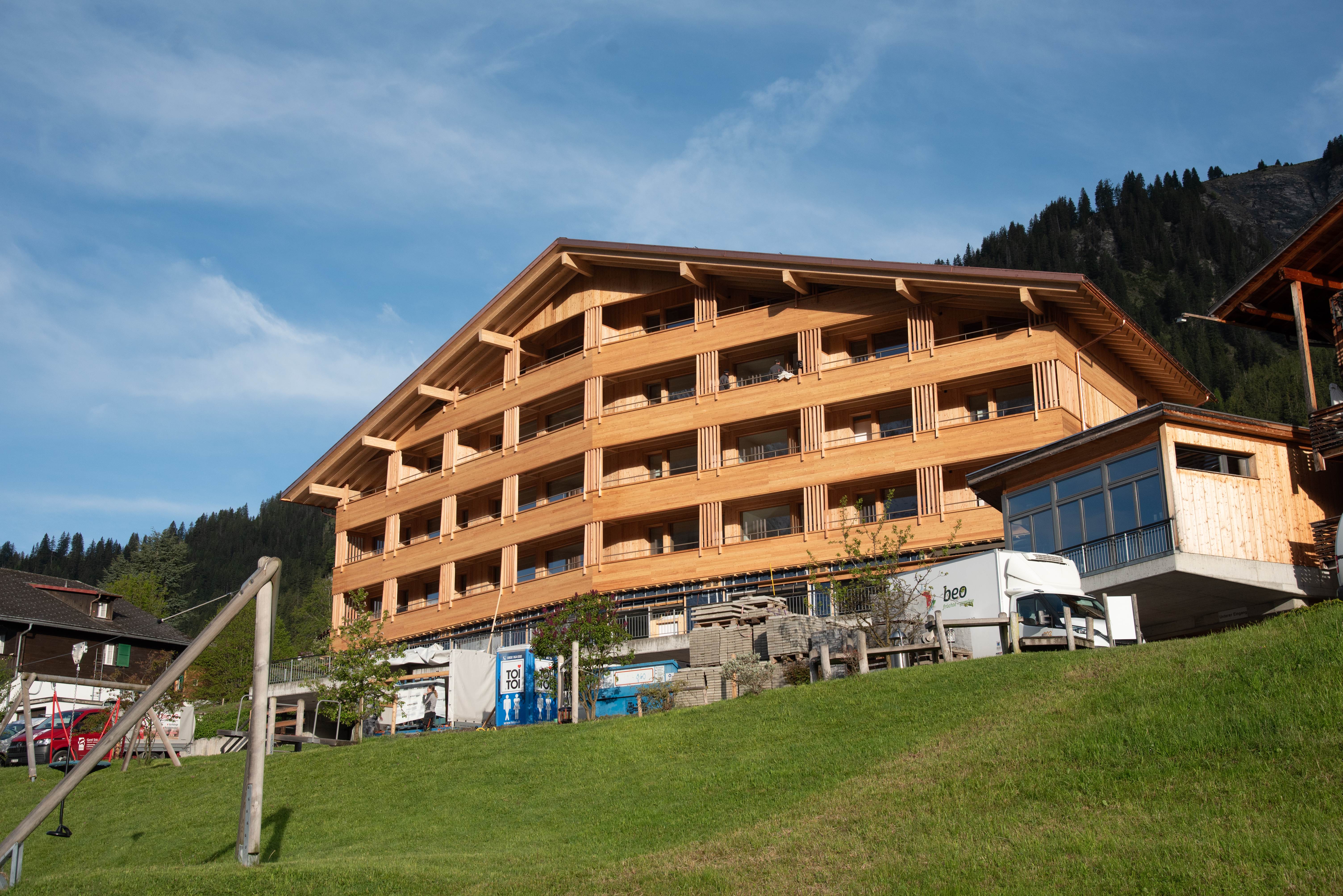 Vorhang auf für den Hotel-Neubau – jetzt zeigt sich die Fassade